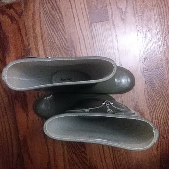 Woman's rain boots - Picture 5 of 6